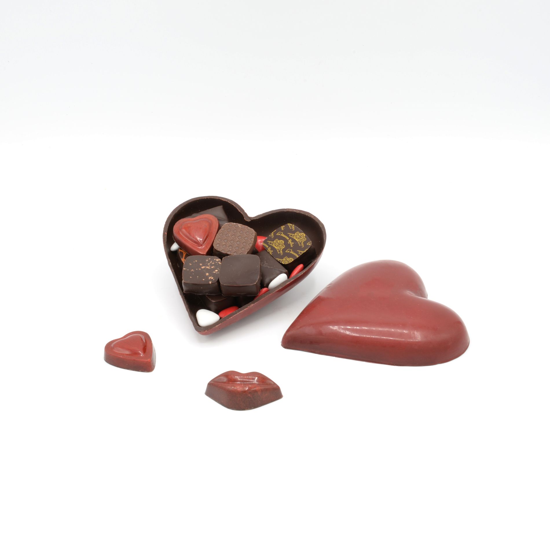 chocolat-coeur-en-chocolat-garni-saint-valentin-80g-ouvert-a