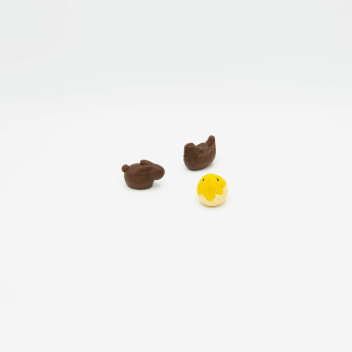 Bonbon pâques en pâte d'amandes